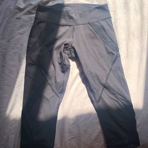 Lululemon legging, black capris. Brand new. Never worn. Size 2